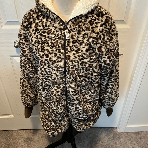 Sherpy reversable size L jacket - Picture 1 of 15